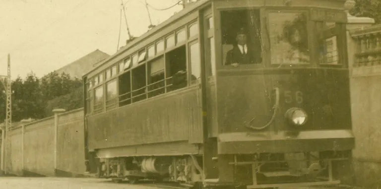 A CORUÑA-SADA-CARBALLO. TRANVIAS E TROLEBUSES (1903-1979)