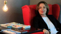 EMILIA PARDO BAZÁN. LA LUZ EN LA BATALLA