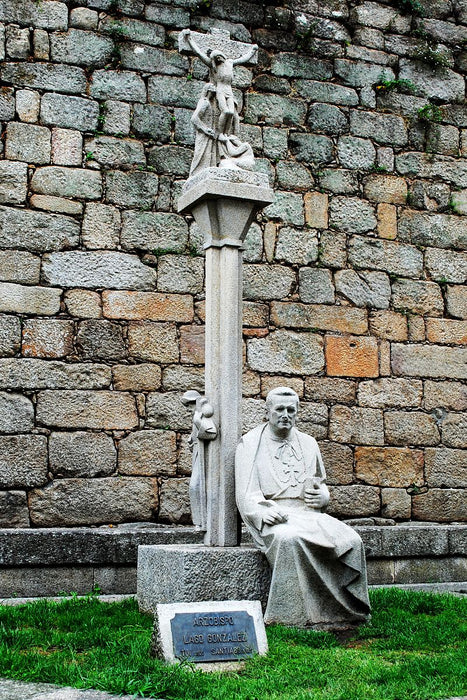 O ESCULTOR XOÁN PIÑEIRO